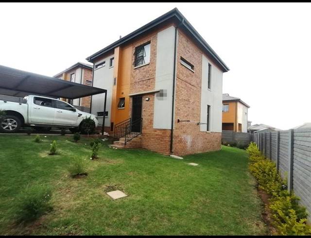 4 BEDROOM PROPERTY TO RENT IN LOTUS GARDENS
